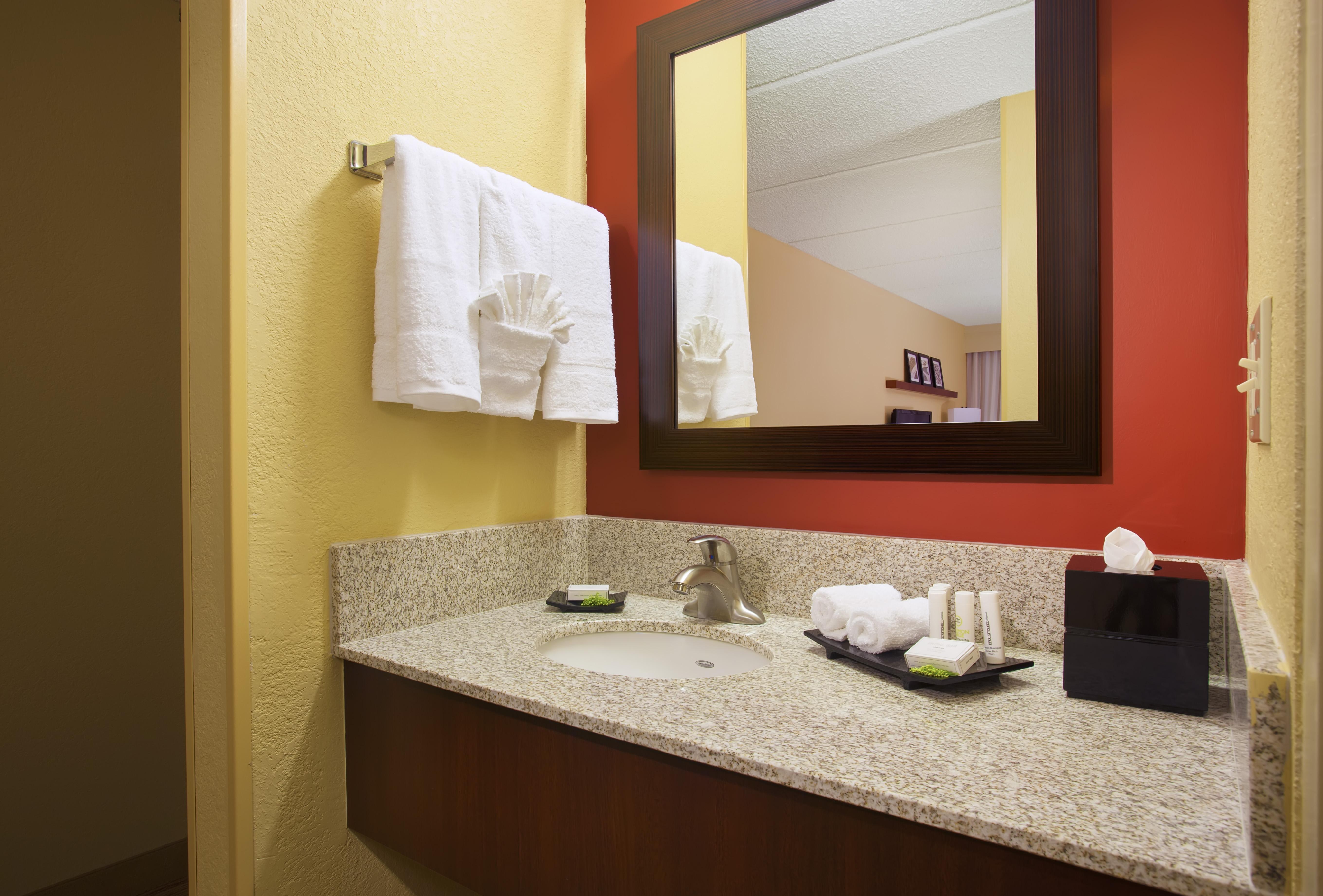 Courtyard By Marriott Miami Aventura Mall Exterior photo